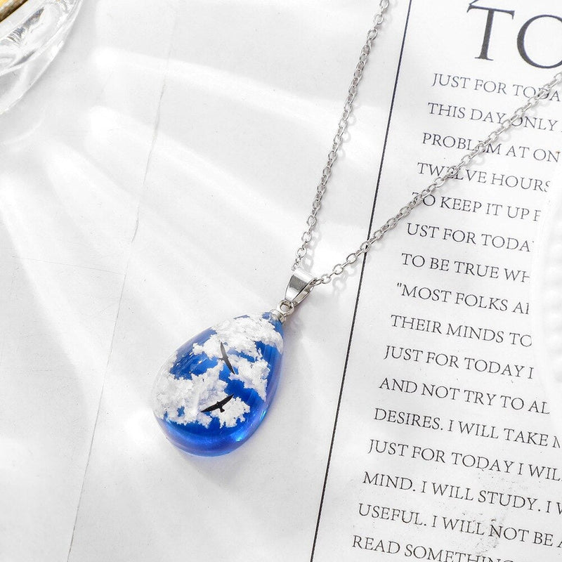 Blue Sky White Clouds Eagle Pattern Clear Resin Women Pendant Necklace